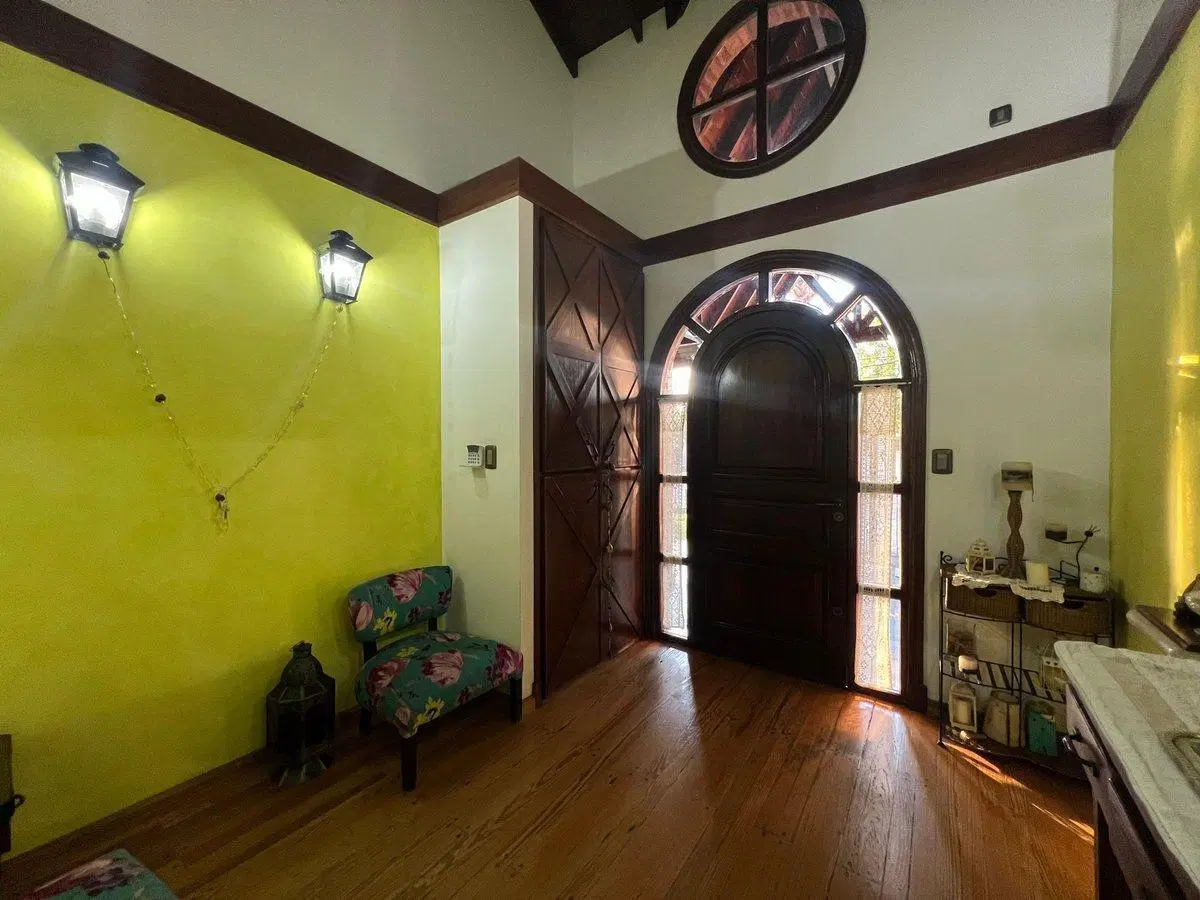 Venta Casa 6 amb Padua Centro. Lote 955 m. Piscina 4