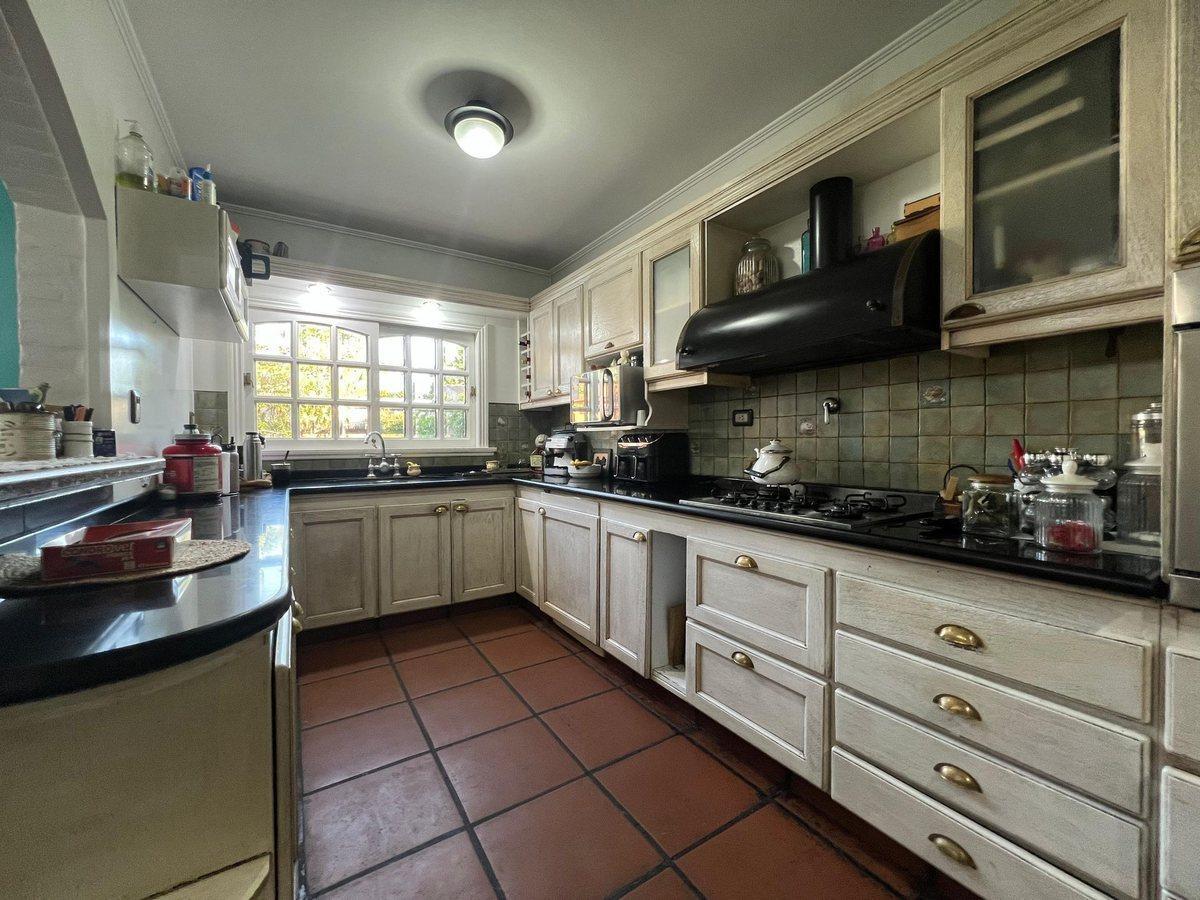 Foto de Venta Casa 6 amb Padua Centro. Lote 955 m. Piscina, imagen 3