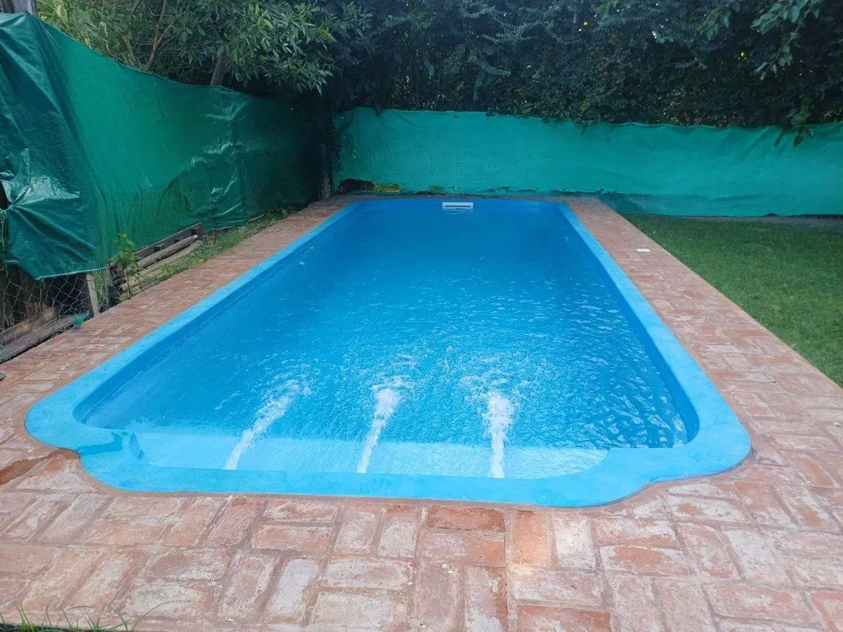 VENTA CASA 3 AMB PISCINA GRAL. RODRIGUEZ CON RENTA 3