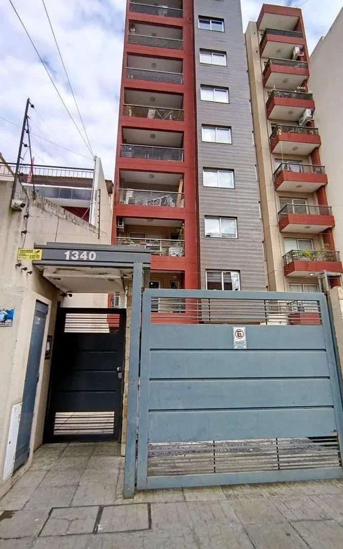 VENTA DPTO 3 AMB AL FRENTE  APTO CREDITO EN MORON 3
