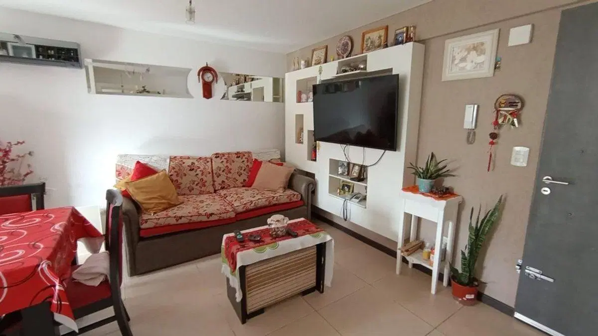 VENTA DPTO 3 AMB AL FRENTE  APTO CREDITO EN MORON 2