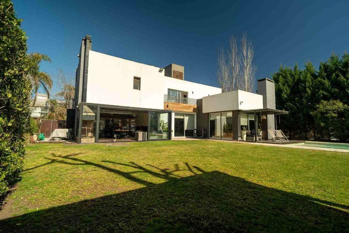 VENTA CASA 4 AMBIENTES BARRIO PRIVADO WESTON 3