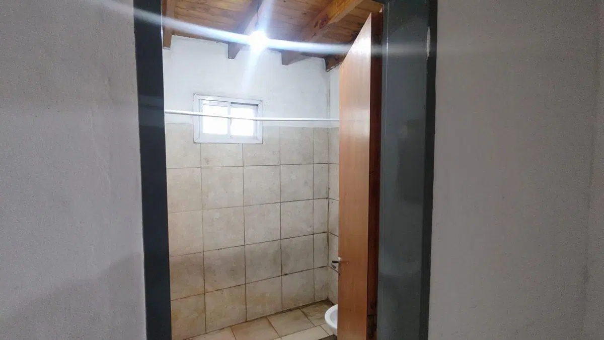 LOTE VENTA VILLA UDAONDO CON DOS CASAS DE 35 M C/U 4