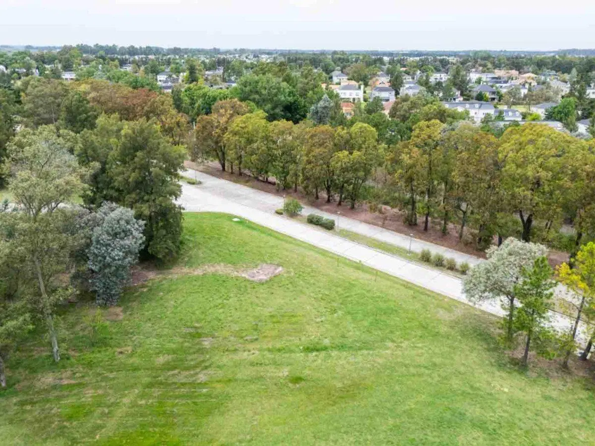 LOTE EN ESQUINA CON FONDO GOLF SAINT THOMAS CENTRO 4