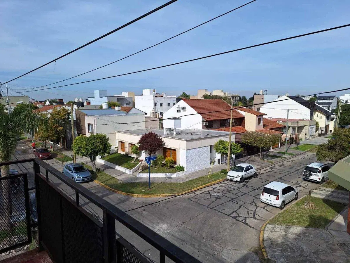 VENTA PH 4 AMB TERRAZA BALCON AL FRENTE LUZURIAGA 4