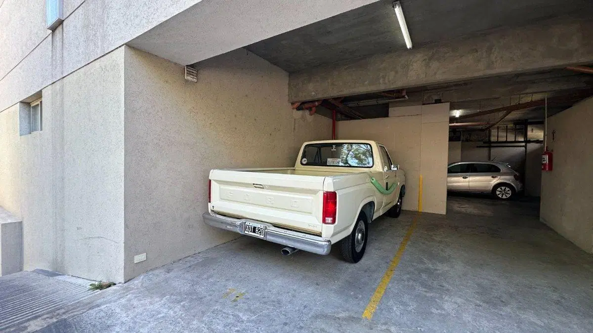 Cochera en venta en Planta Baja - Centro Ituzaingo 2