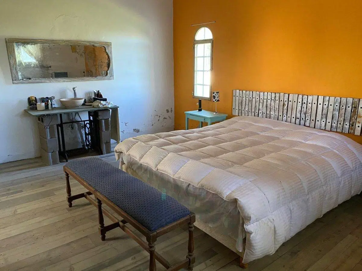 VENTA CAMPO 16 HA CON 2 CASAS Y ´PILETA  SUIPACHA 4