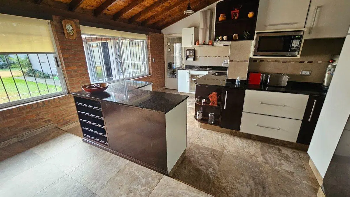 VENTA CASA 5 AMBIENTES 430 M2 CASTELAR NORTE 5