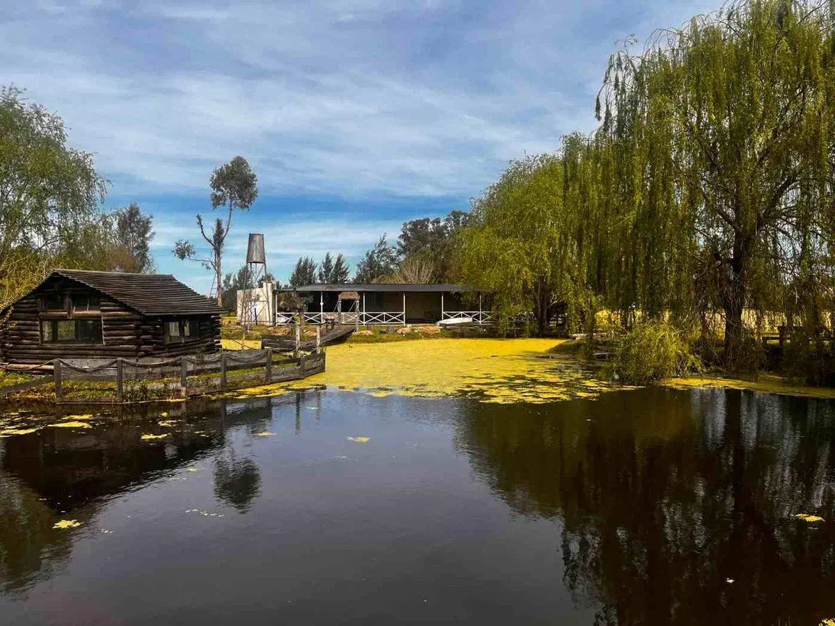 CASA EN VENTA ESTILO CAMPO  - CHACRAS DEL PARANA 3
