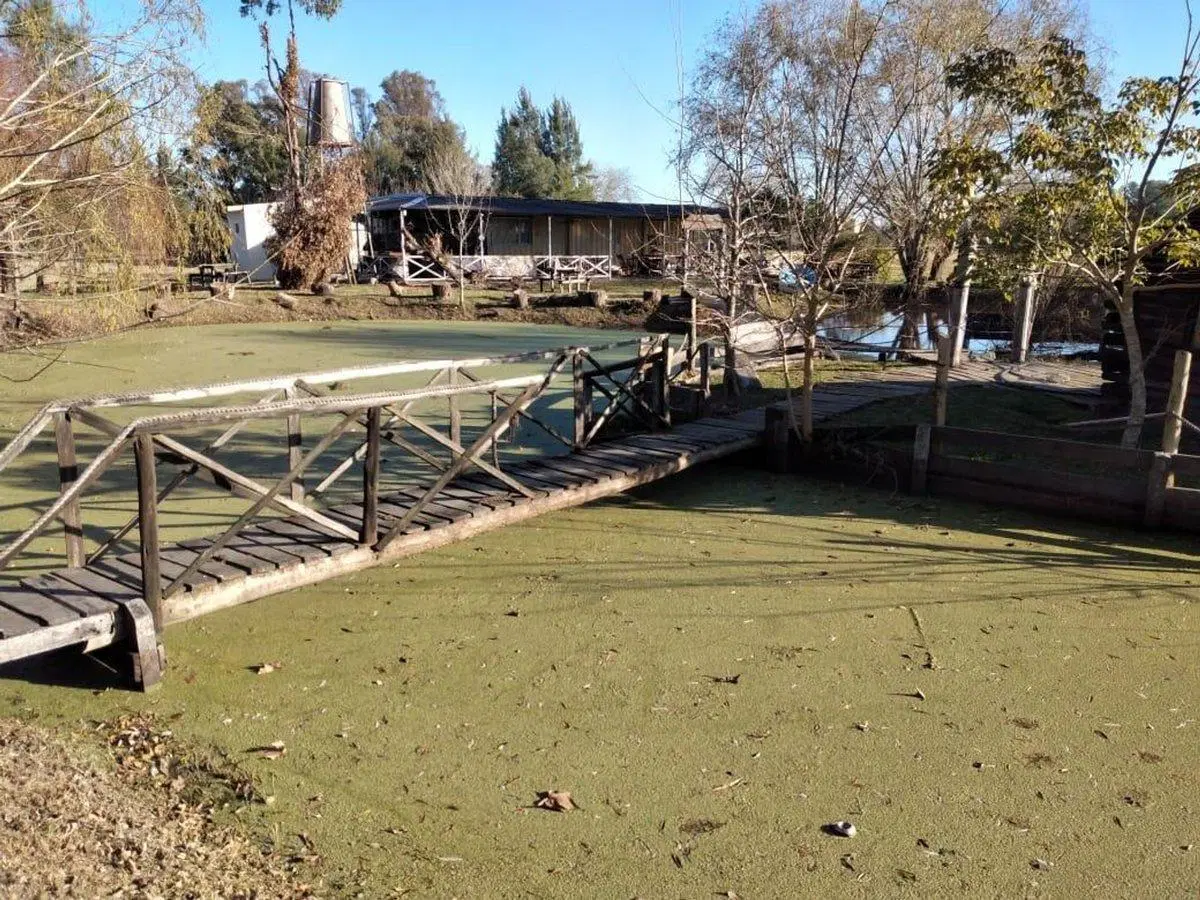 CASA EN VENTA ESTILO CAMPO  - CHACRAS DEL PARANA 2