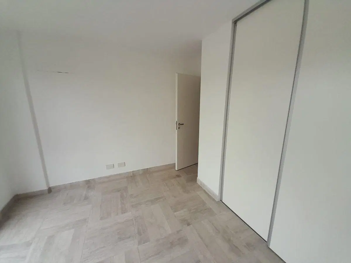 VENTA DEPTO 2 AMB CON COCHERA A ESTRENAR EN MORON 5