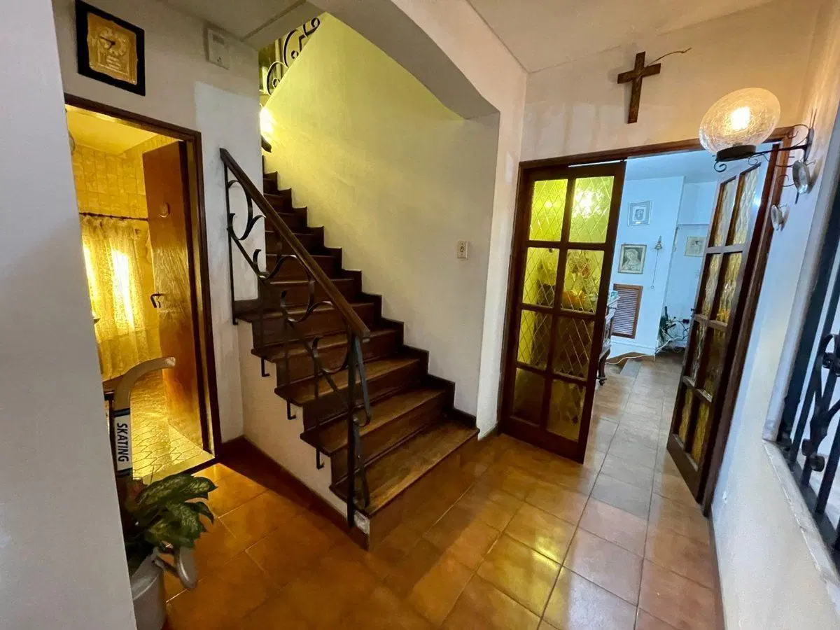 VENTA CASA 6 AMB MORON COCHERA PISCINA LOTE 800M2 4