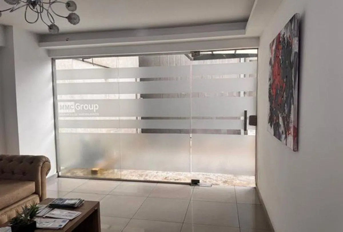 VENTA DPTO 2AM SEMIPISO  BALCON FTE  MORON 5
