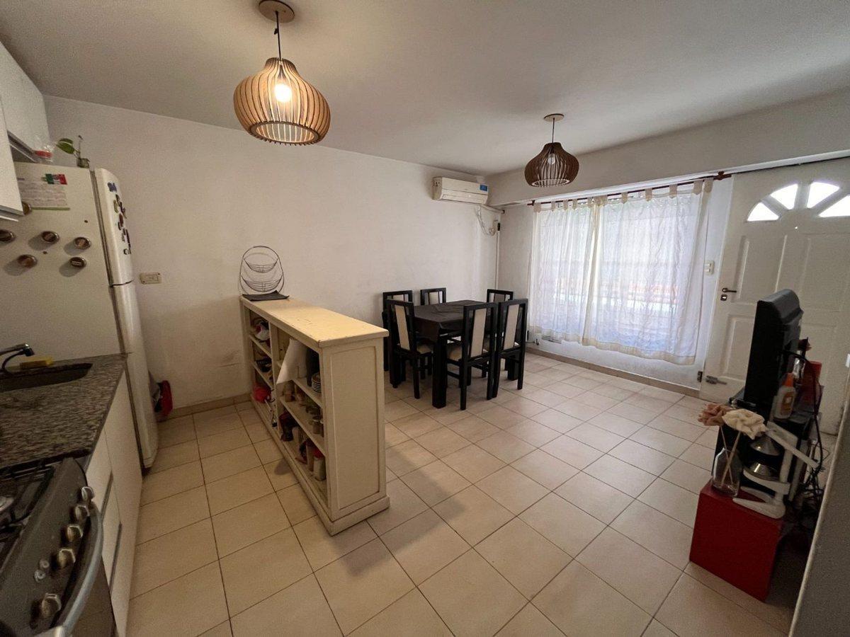 DEPARTAMENTO 2 AMB EN MORON IMPECABLE APTO CRED