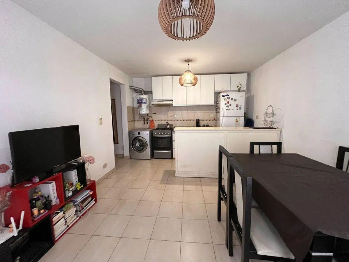 DEPARTAMENTO 2 AMB EN MORON IMPECABLE APTO CRED 4