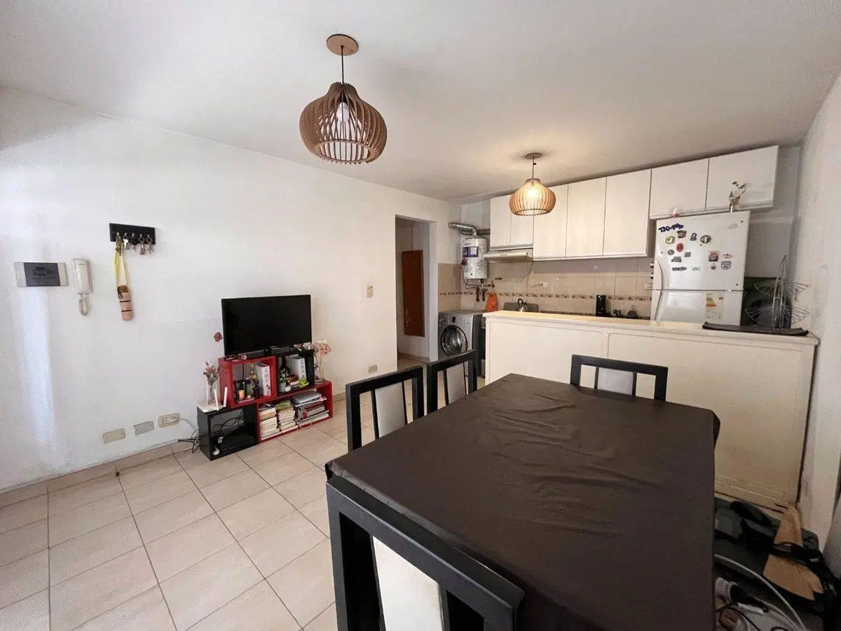DEPARTAMENTO 2 AMB EN MORON IMPECABLE APTO CRED 3