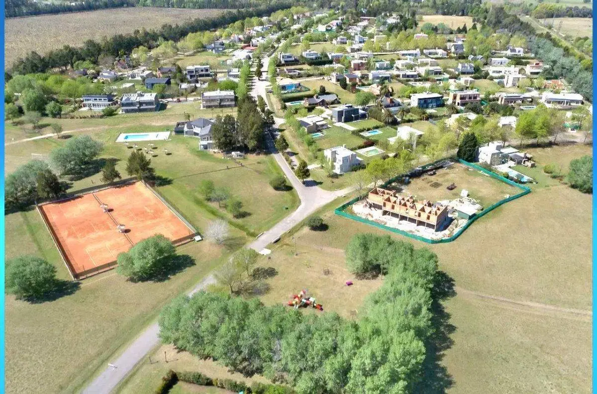 VENTA LOTE 700M2 CENTRAL COUNTRY CARDALES VILLAGE 2