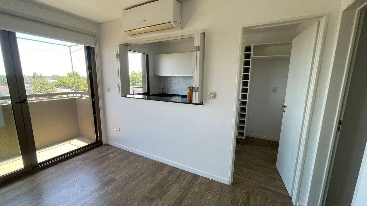 VENTA DPTO 4 AMB CASTELAR NORTE COCHERA Y TERRAZA 3