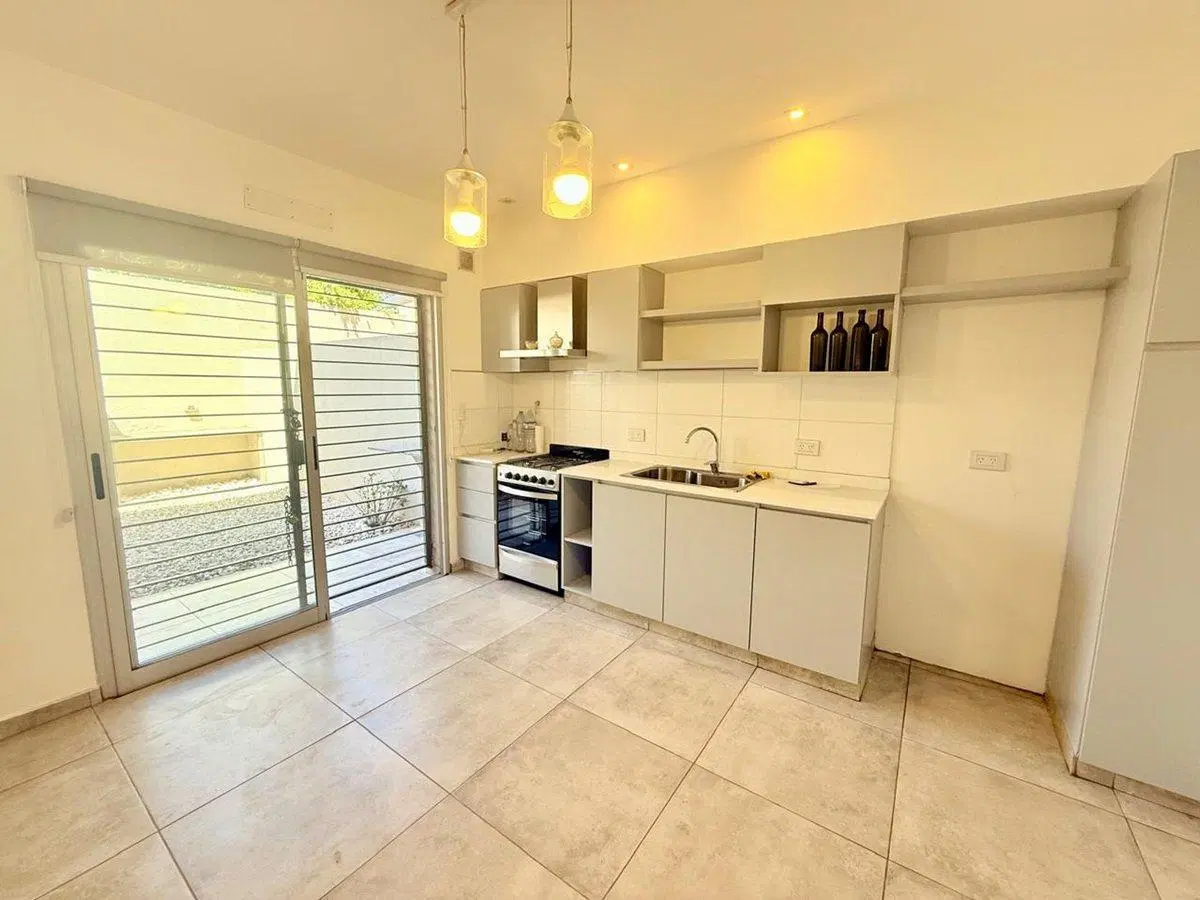 VENTA TRIPLEX 4 AM TERRAZA PATIO  COCH - RAMOS M. 2