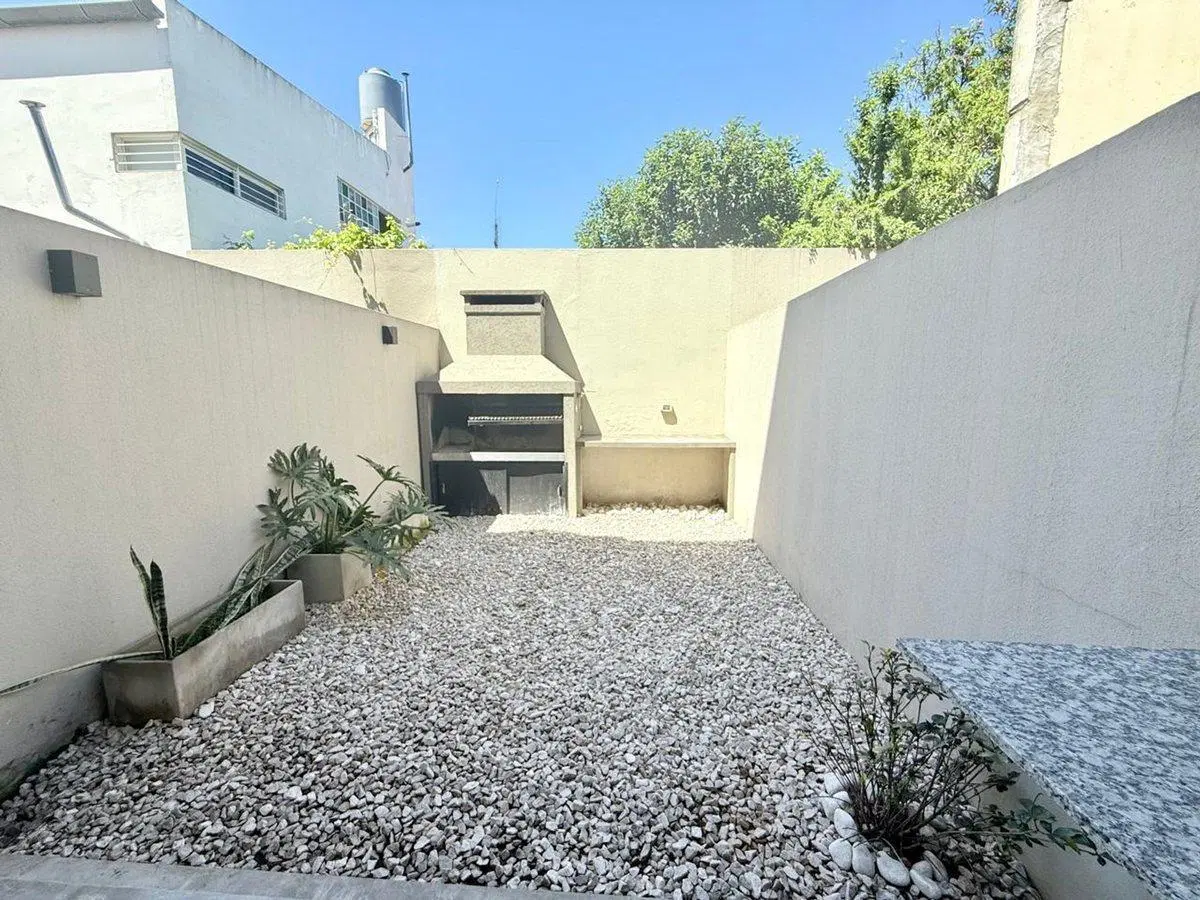 VENTA TRIPLEX 4 AM TERRAZA PATIO  COCH - RAMOS M. 5