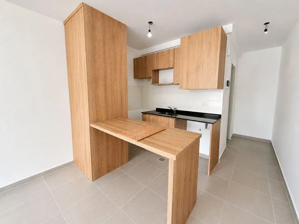 VENTA MONOAMBIENTE A ESTRENAR -HAEDO 4