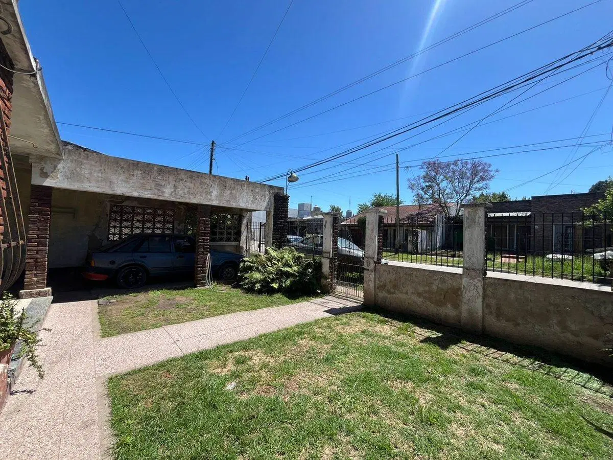 VENTA CASA LOTE PROPIO MULTIFAMILIAR MERLO 3