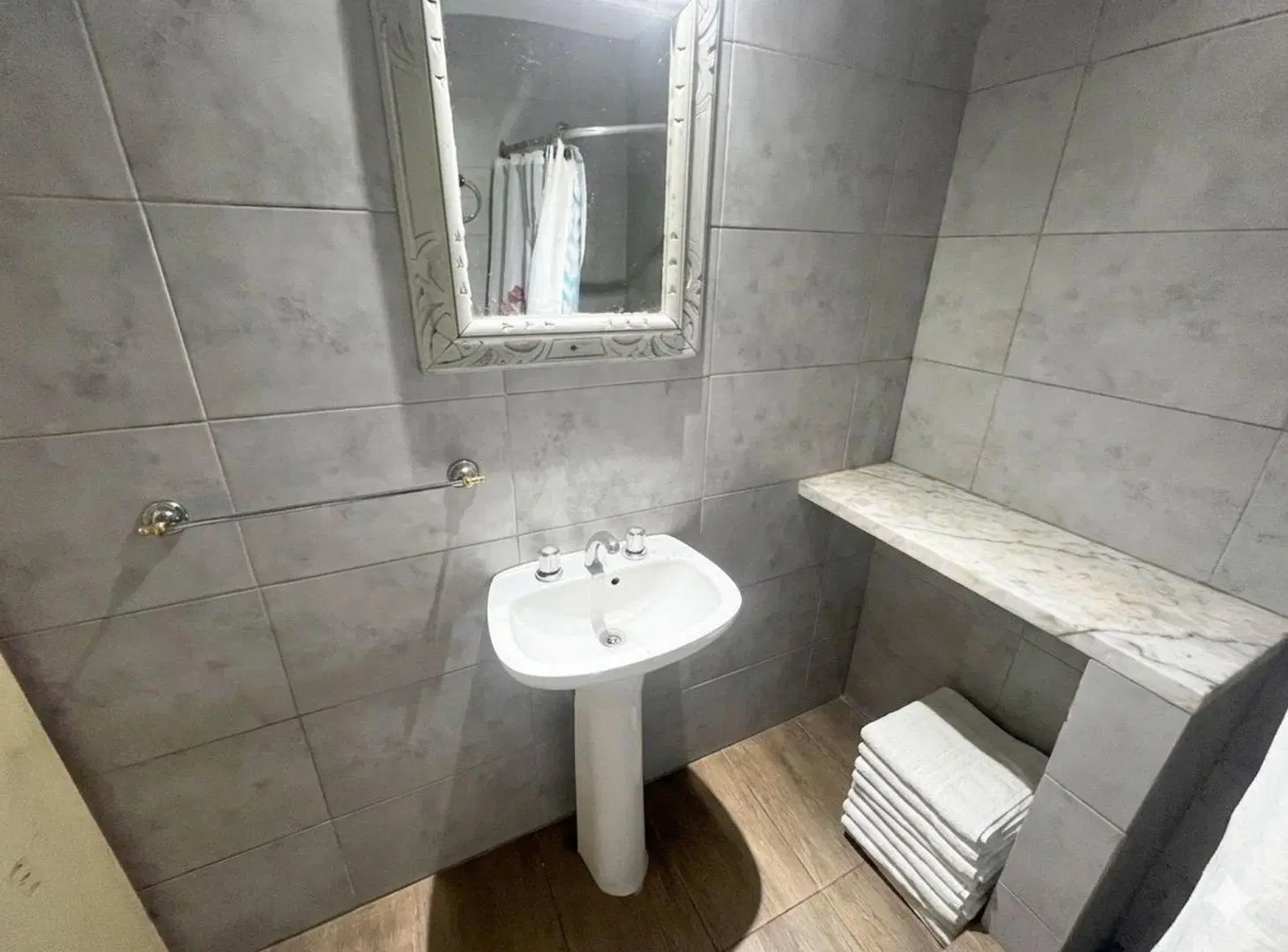 CASA VENTA 4 AMB PASO DEL REY CON JARDIN Y MONOAMB 5