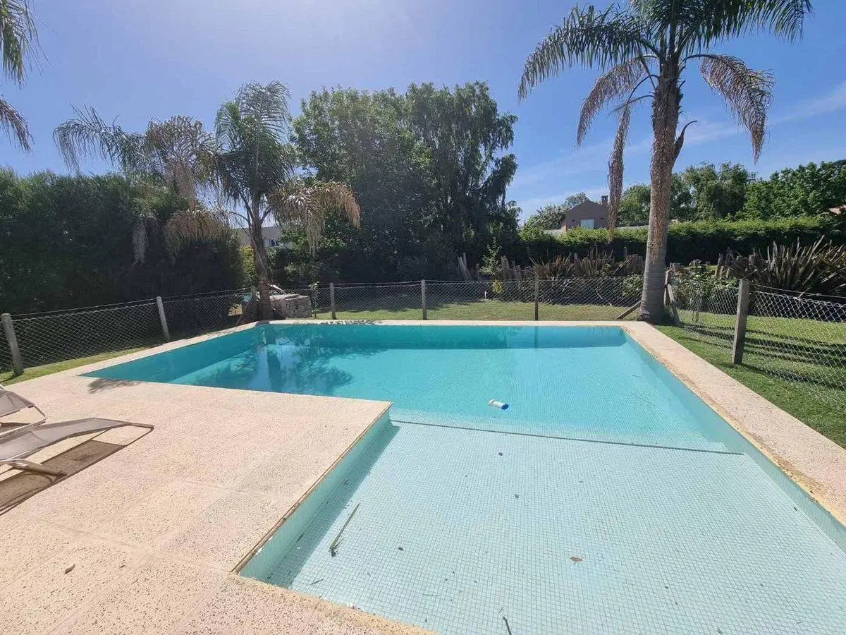 VENTA CASA 4 AMBIENTES PISCINA ARROYO DULCE LUJAN 3