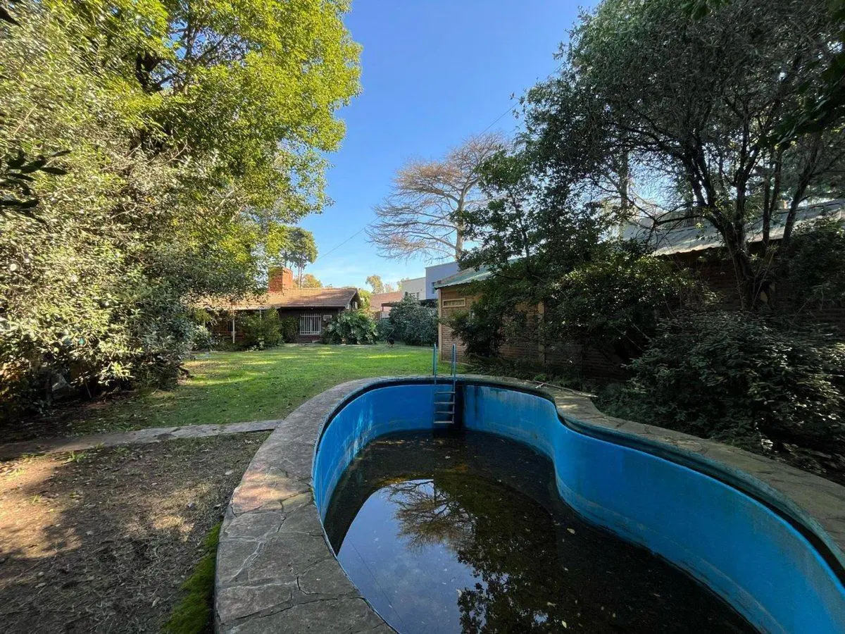 VENTA CASA 3 AMBIENTES LOTE 1000Mts2 PARQUE LELOIR 3