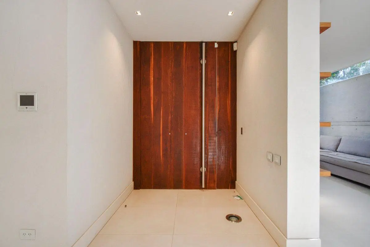 LA ISLA - VENTA CASA EN LAGO CENTRAL 2