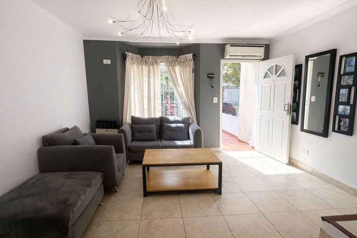 VENTA DUPLEX TIPO CASA 3 AMB QUINCHO ITUZAINGO 5