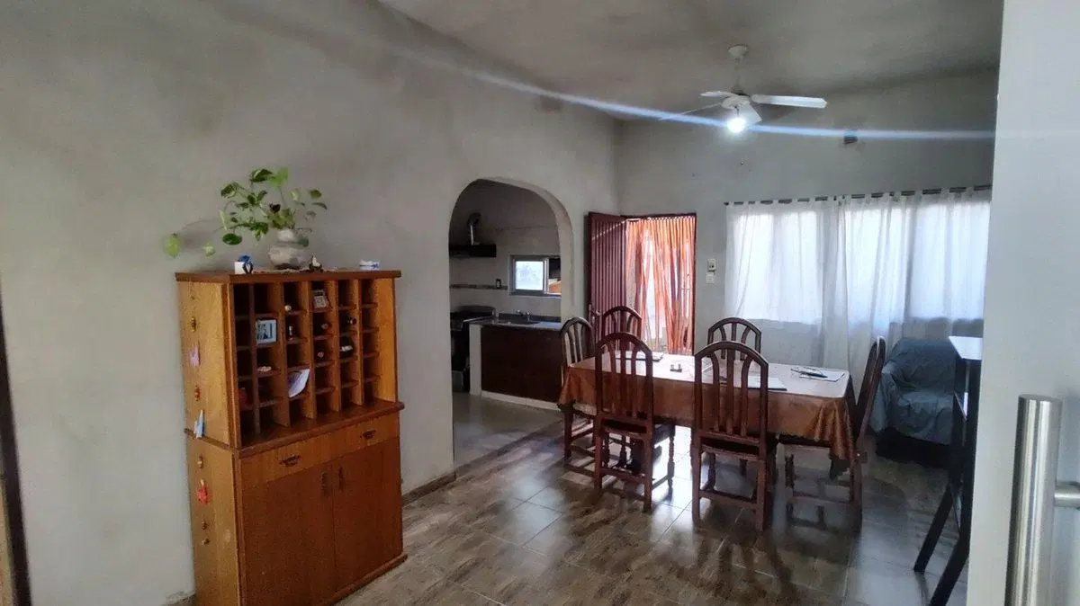 CASA EN VENTA EN ITUZAINGO LOTE PROPIO 5