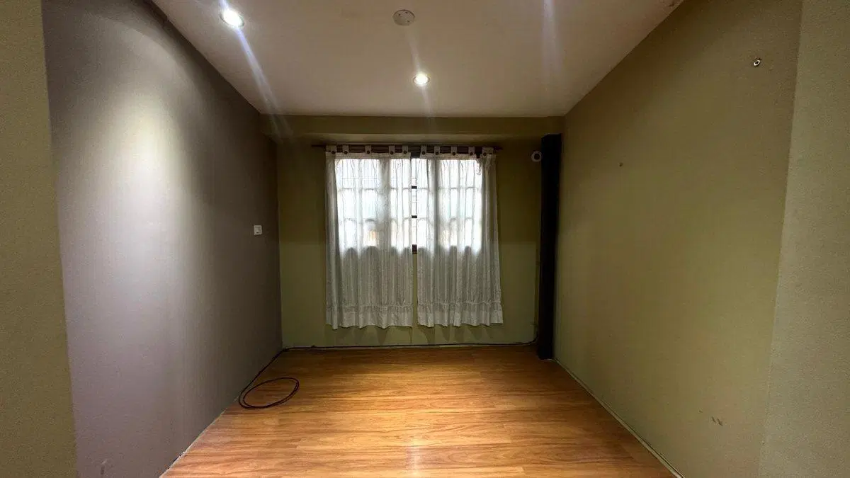 Casa en venta 3 ambientes con escritorio  y patio 4