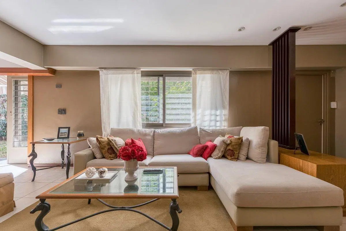 VENTA CASA 5 AMBIENTES CON PATIO Y OFICINA HAEDO 5
