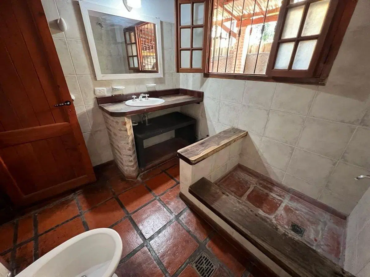 ALQUILER CASA 4 AMBIENTES  PILETA PARQUE LELOIR 4