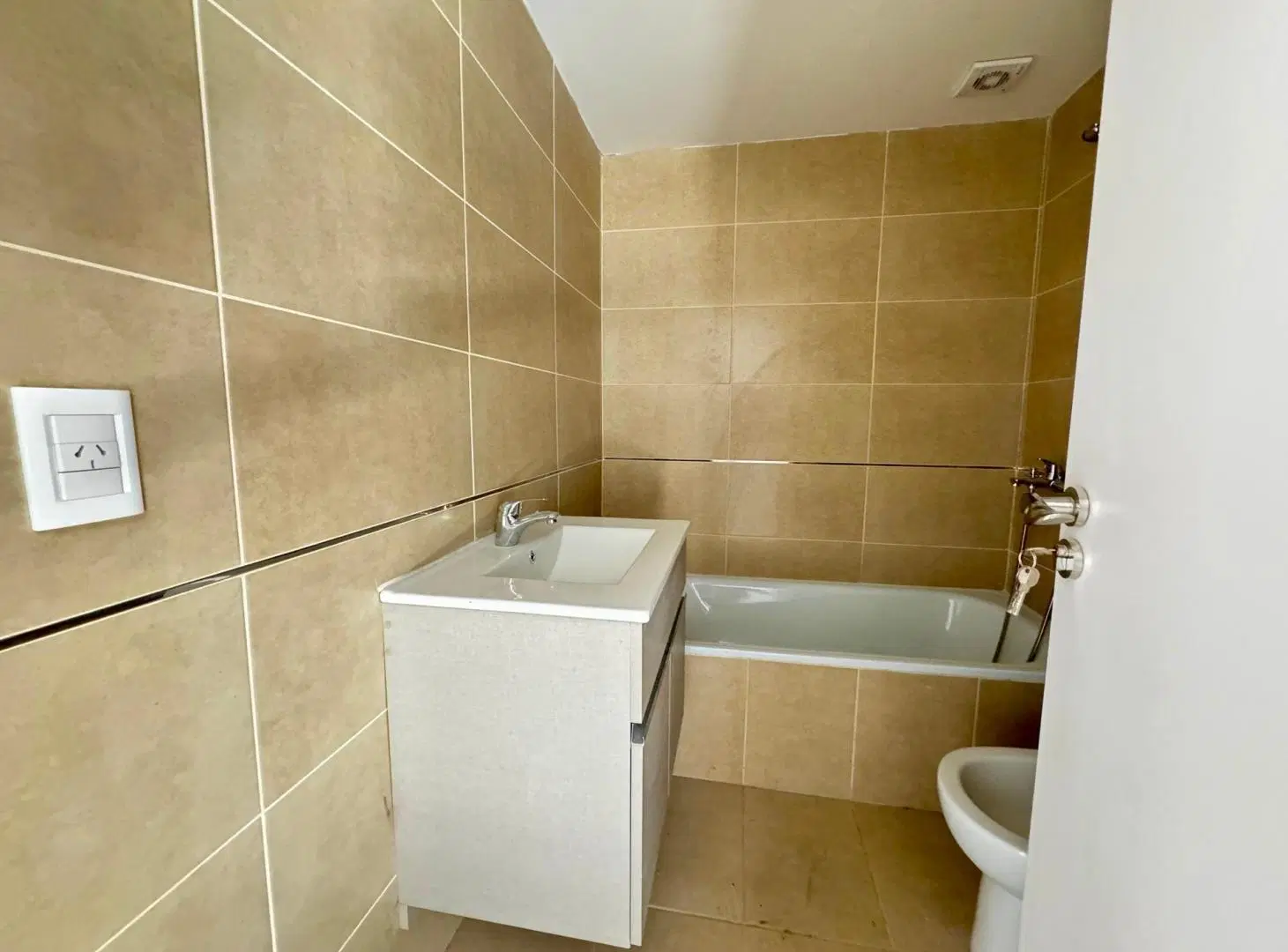 DEPARTAMENTO 3 AMBIENTES AMENITIES MORENO 5