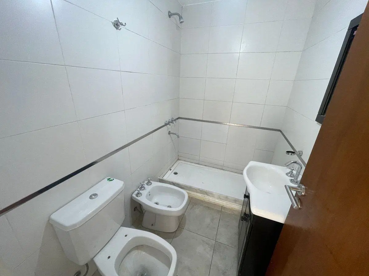 VENTA DUPLEX PLANTA BAJA MORENO 3 AMB PATIO 2