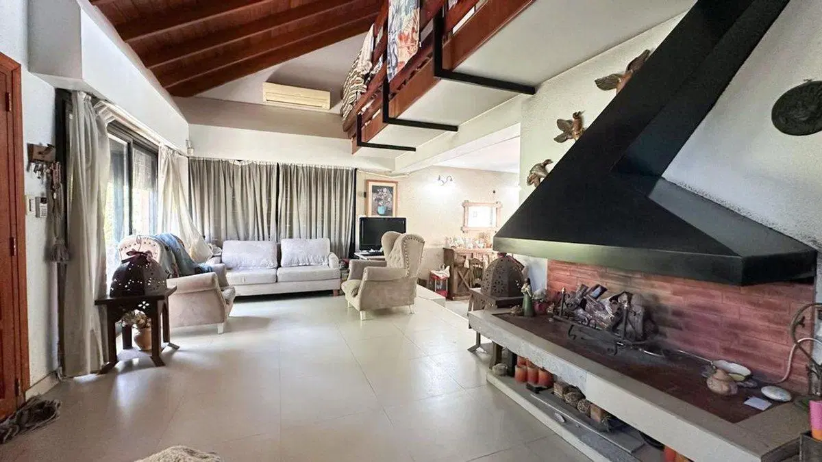 VENTA CASA 4 AMB PILETA QUINCHO - PARQUE LELOIR 4