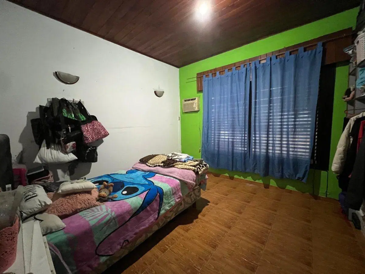 CASA EN VENTA 5 AMB- I. CASANOVA-LOTE 250m2 8