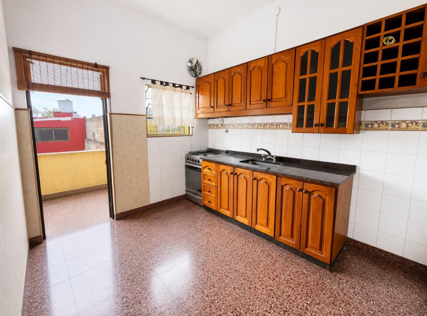VENTA PH 4 AMB - ESCRITORIO-BALCON-TERRAZA-CASEROS