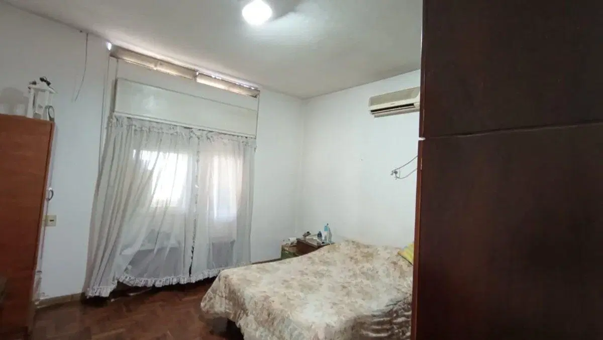 VENTA CASA 4 AMB + DPTO 2AMB C/ COCHERA EN MERLO 4