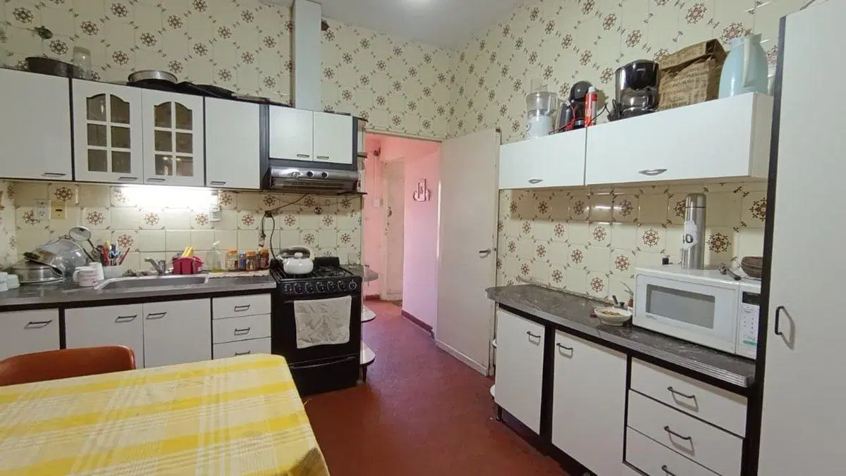 VENTA CASA 4 AMB + DPTO 2AMB C/ COCHERA EN MERLO 2