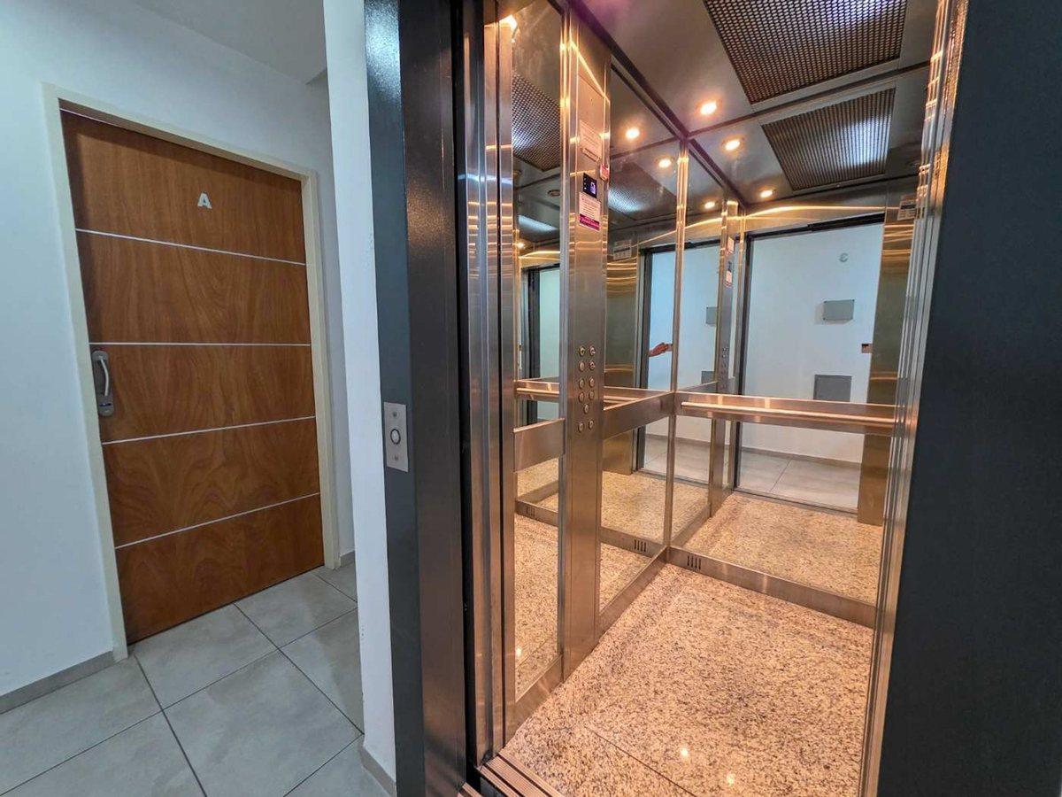 VENTA DEPTO 2 AMBIENTES BALCON CASTELAR CENTRO