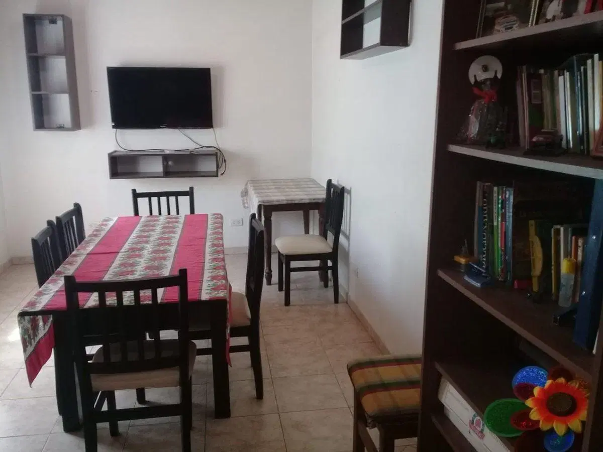 Venta Casa 4Ambientes.Moreno Centro  Multifamiliar 8