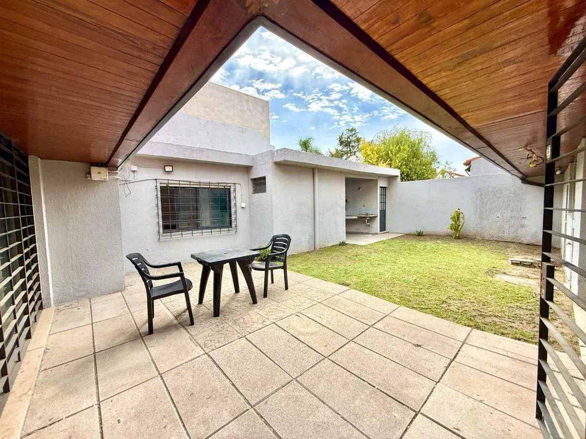 CASA EN VENTA PADUA SUR 5 AMB PATIO COCHERA 4