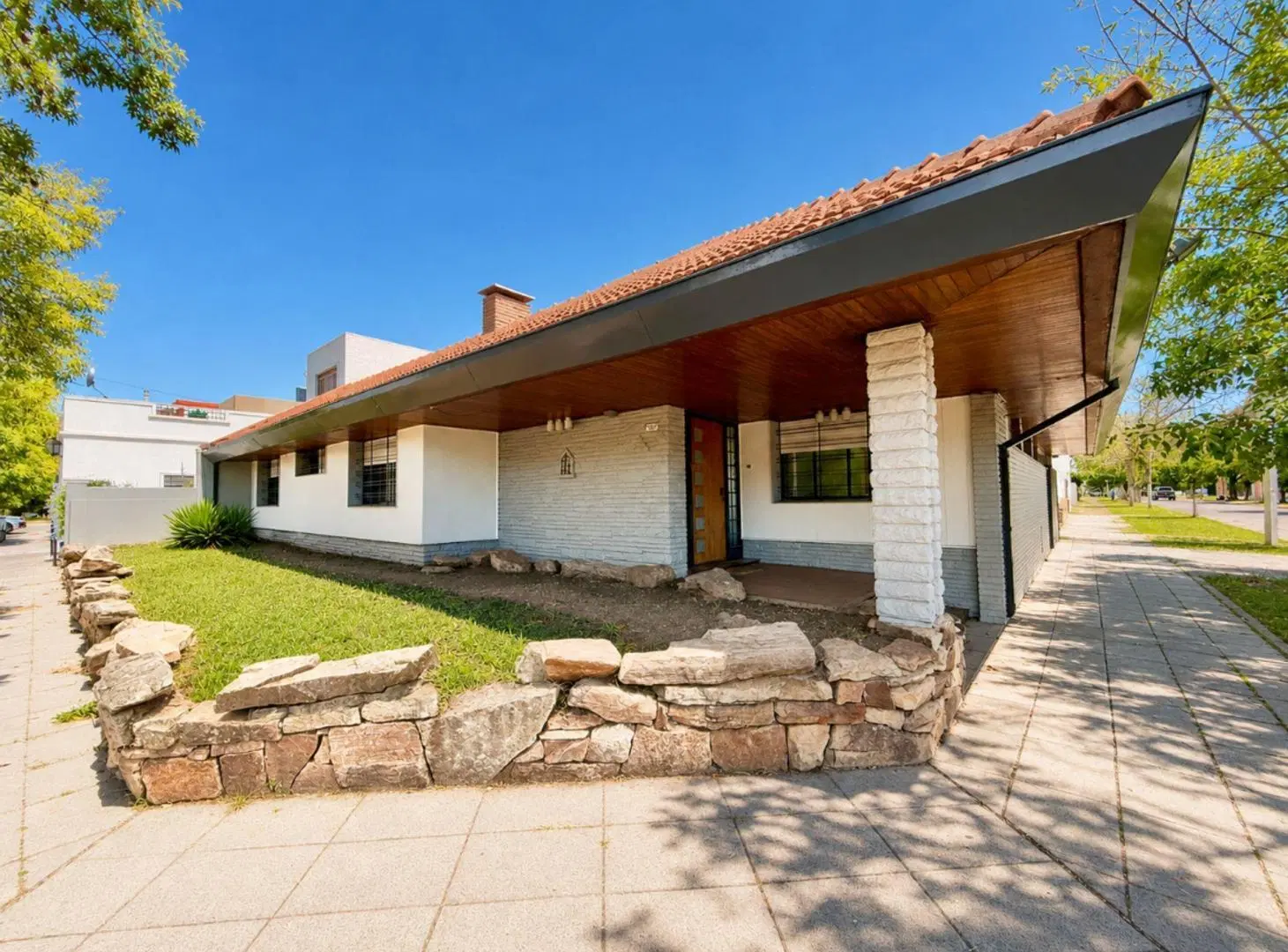 CASA EN VENTA PADUA SUR 5 AMB PATIO COCHERA 2