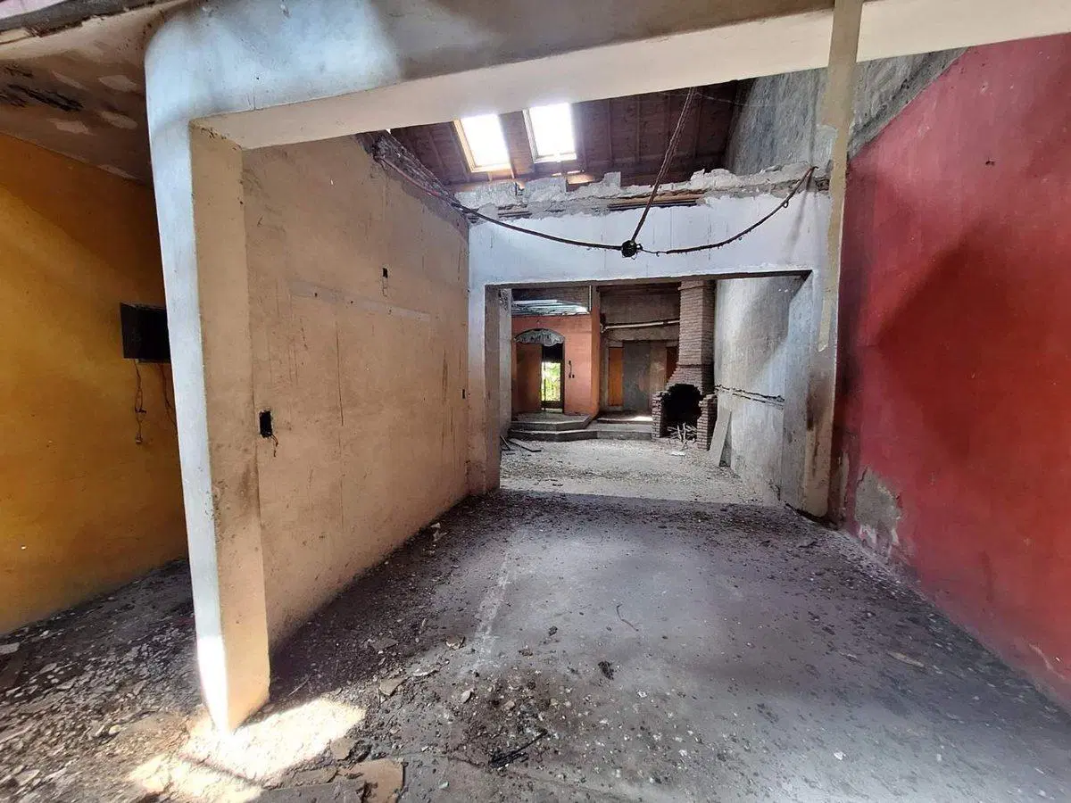 VENTA LOTE CON CASA A DEMOLER RECICLAR MORON 391m2 5