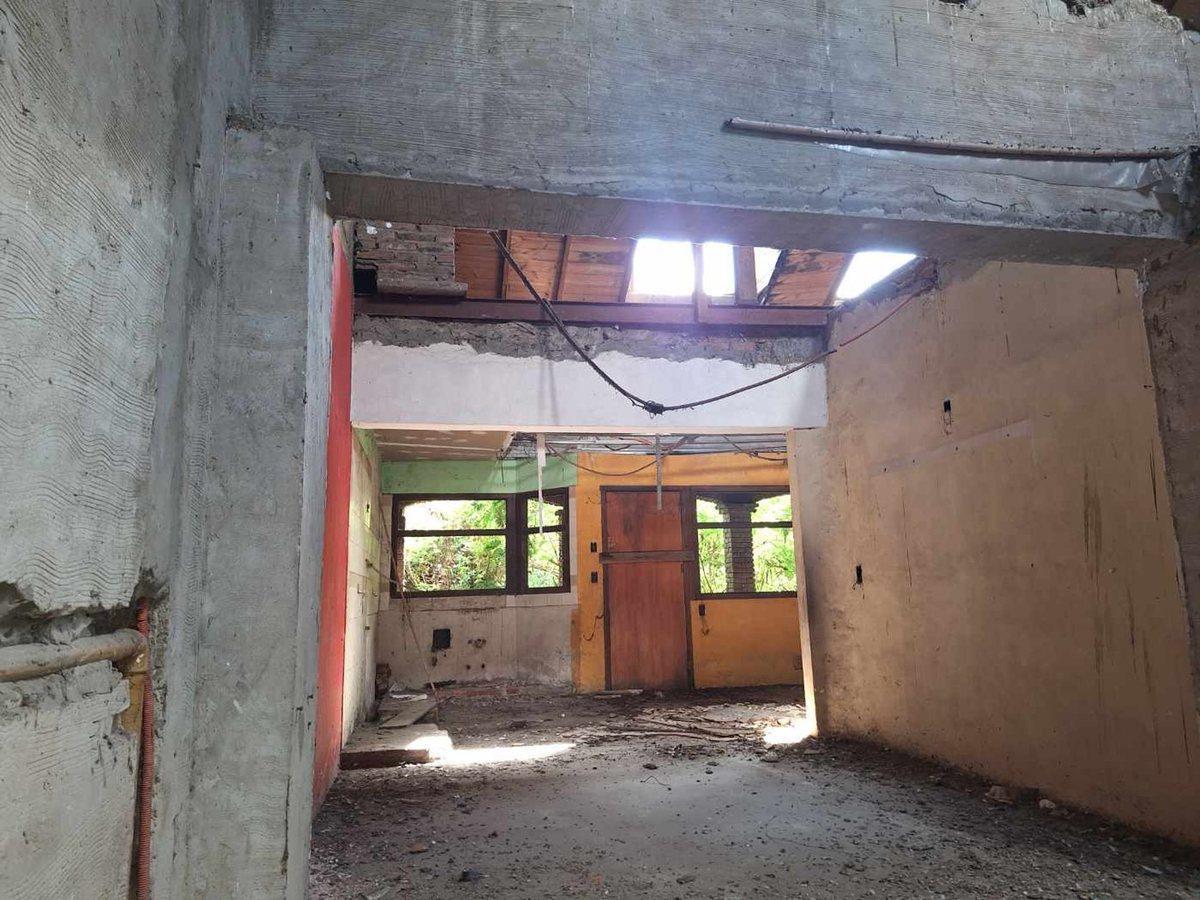 VENTA LOTE CON CASA A DEMOLER RECICLAR MORON 391m2
