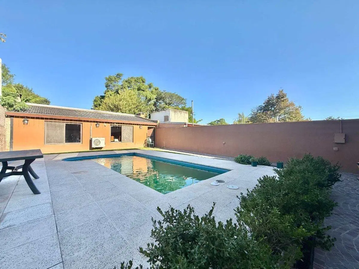 CASA VENTA PADUA ITUZAINGO PISCINA APTA CREDITO 4