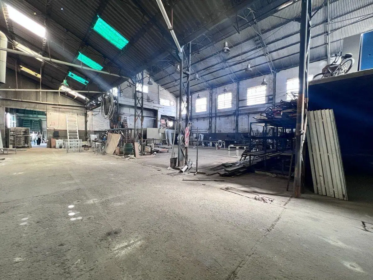VENTA GALPONES LOTE INDUSTRIAL OFICINAS 8100M2 R21 5